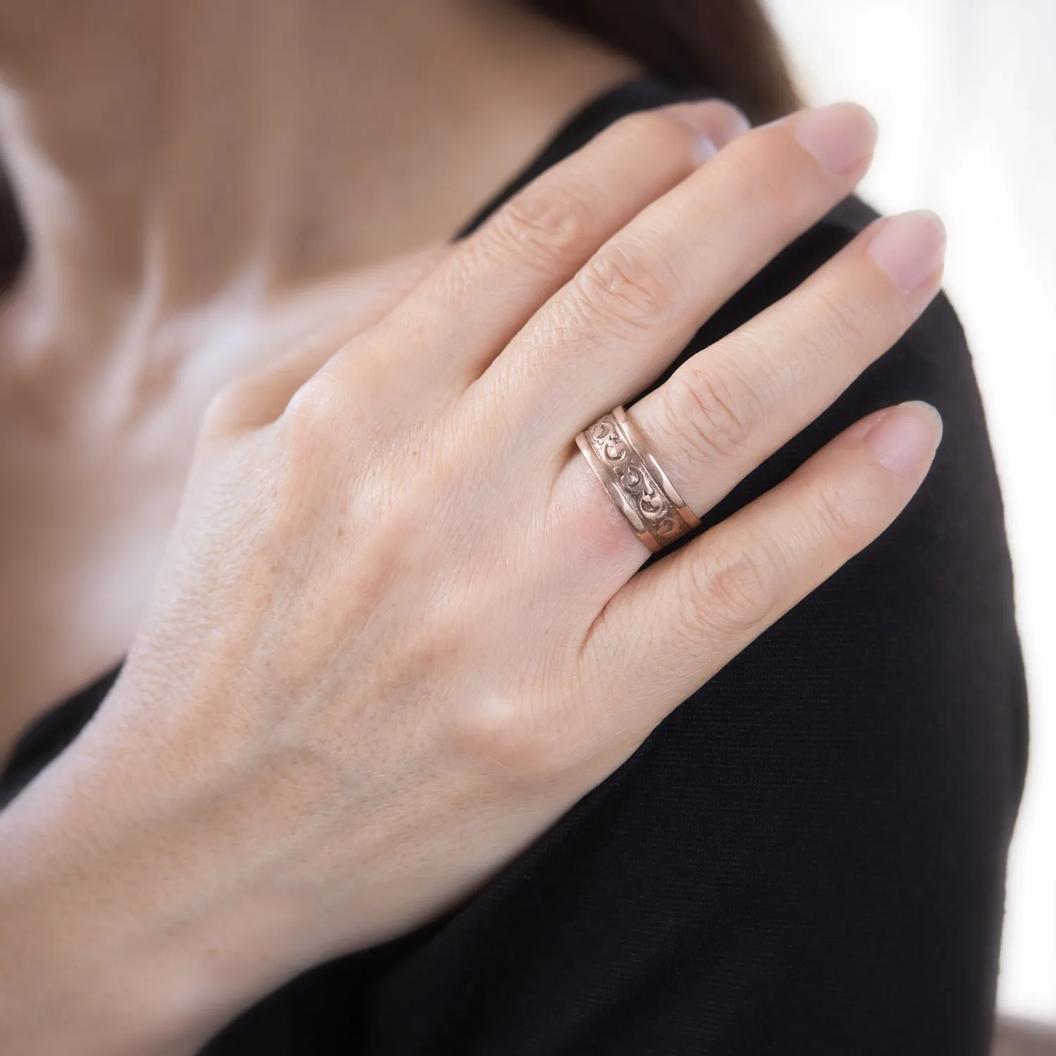Antique Victorian Embossed 10k Rose Gold Wedding Band