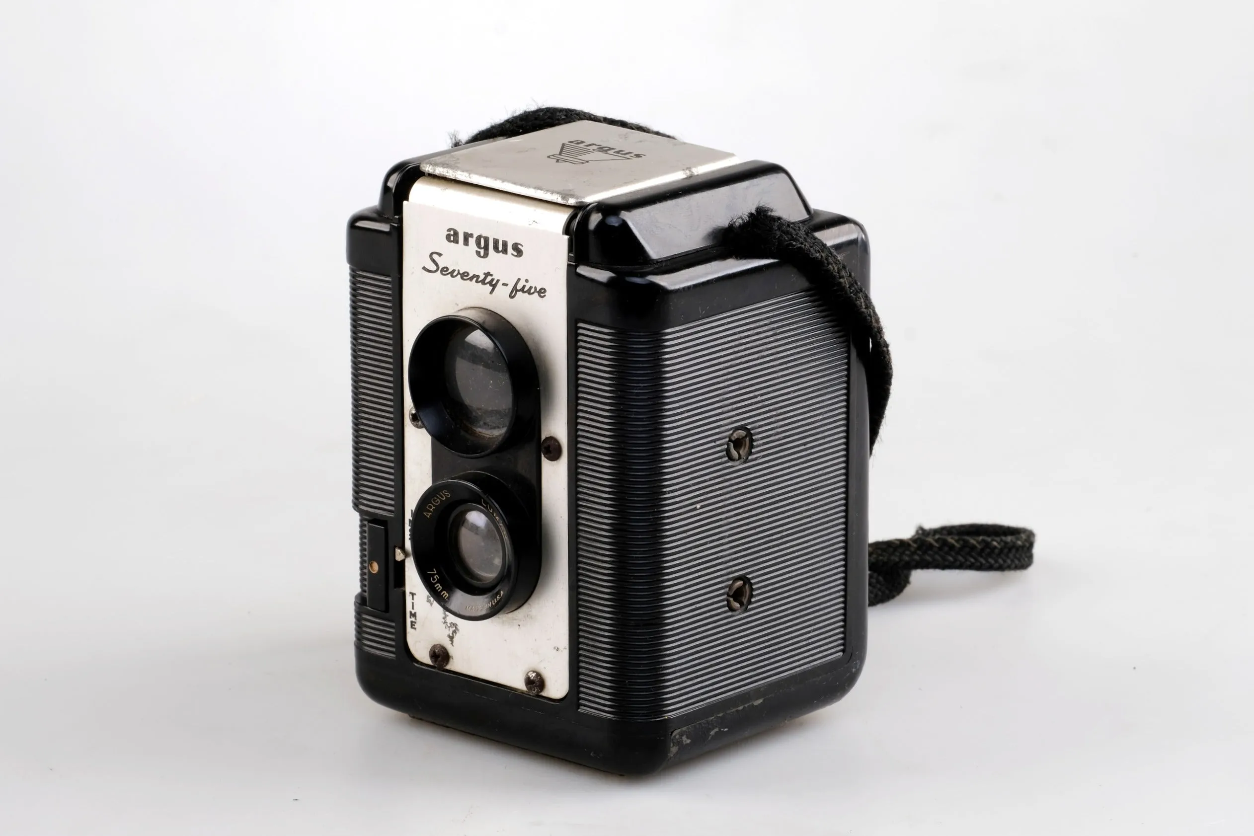 ARGUS 75