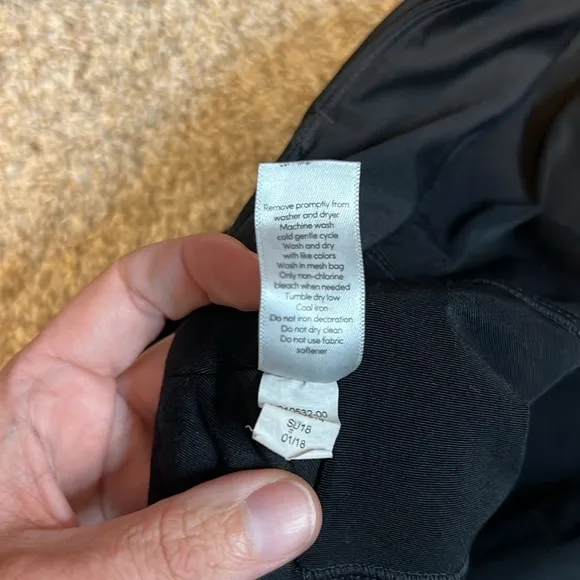 ATHLETA Laser Run Skort Black Size Medium
