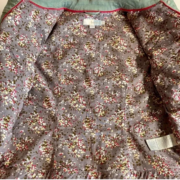 Boden-Stretch sage green denim jacket Has 4 pockets and floral interior.Size 6