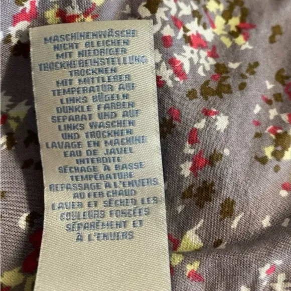 Boden-Stretch sage green denim jacket Has 4 pockets and floral interior.Size 6