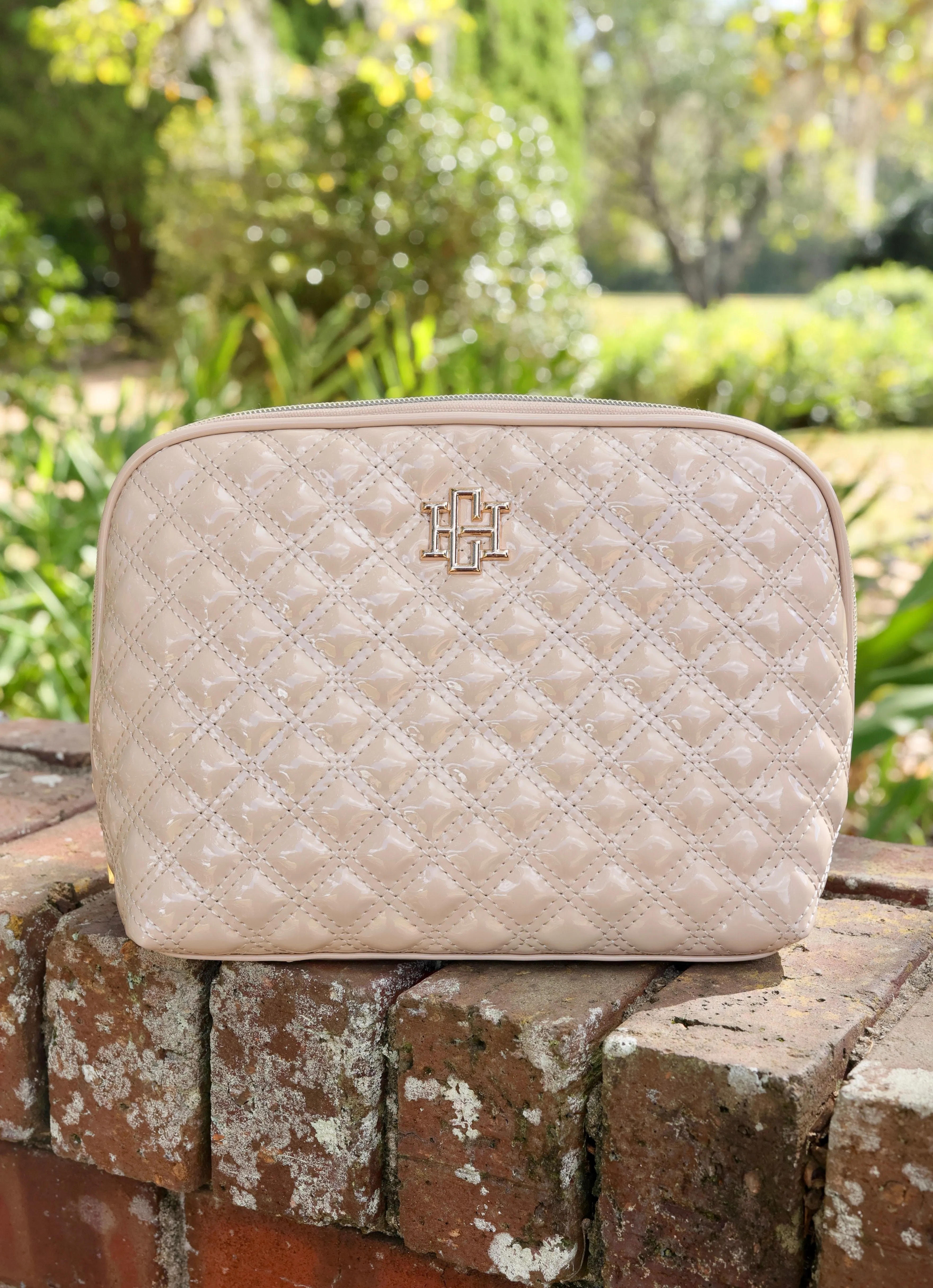 Capri Large Pouch Nude Patent SQ