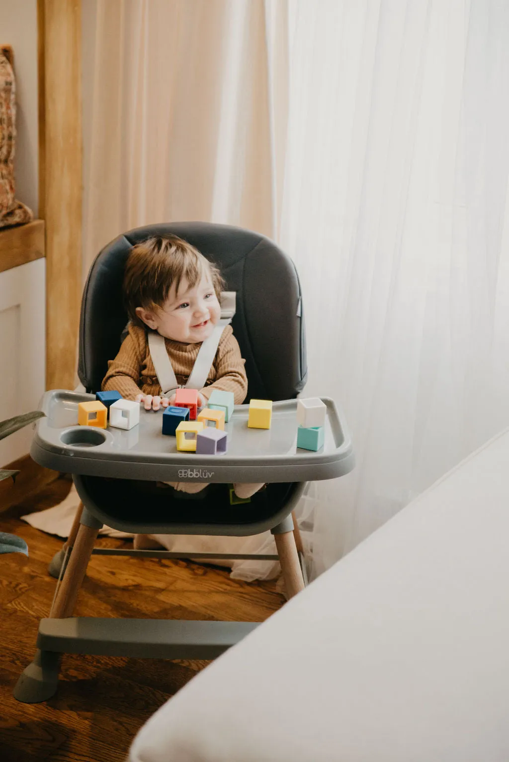 Gröw: Convertible Baby Highchair 