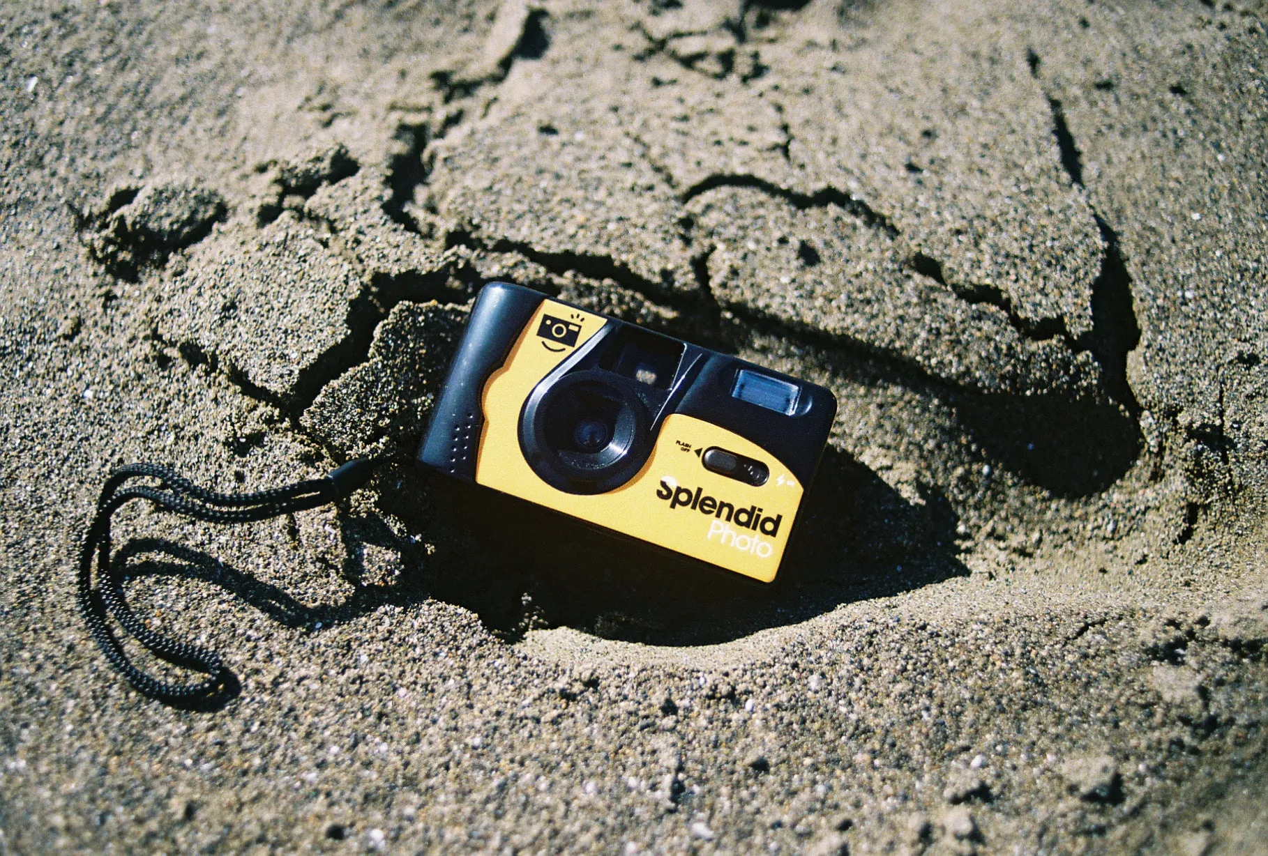 'Happy Camera' re-useable Camera
