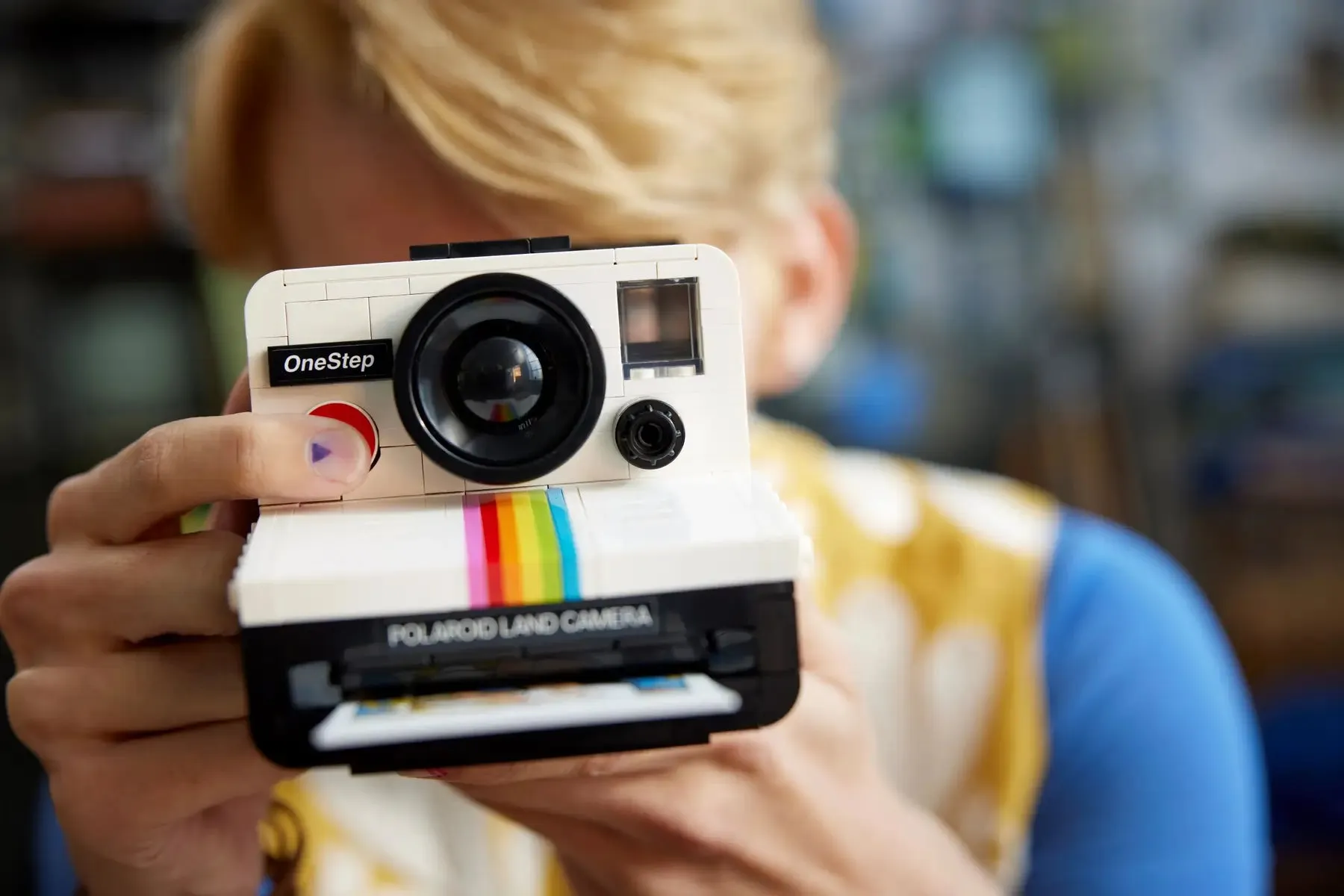 LEGO Ideas Polaroid OneStep SX-70 Camera