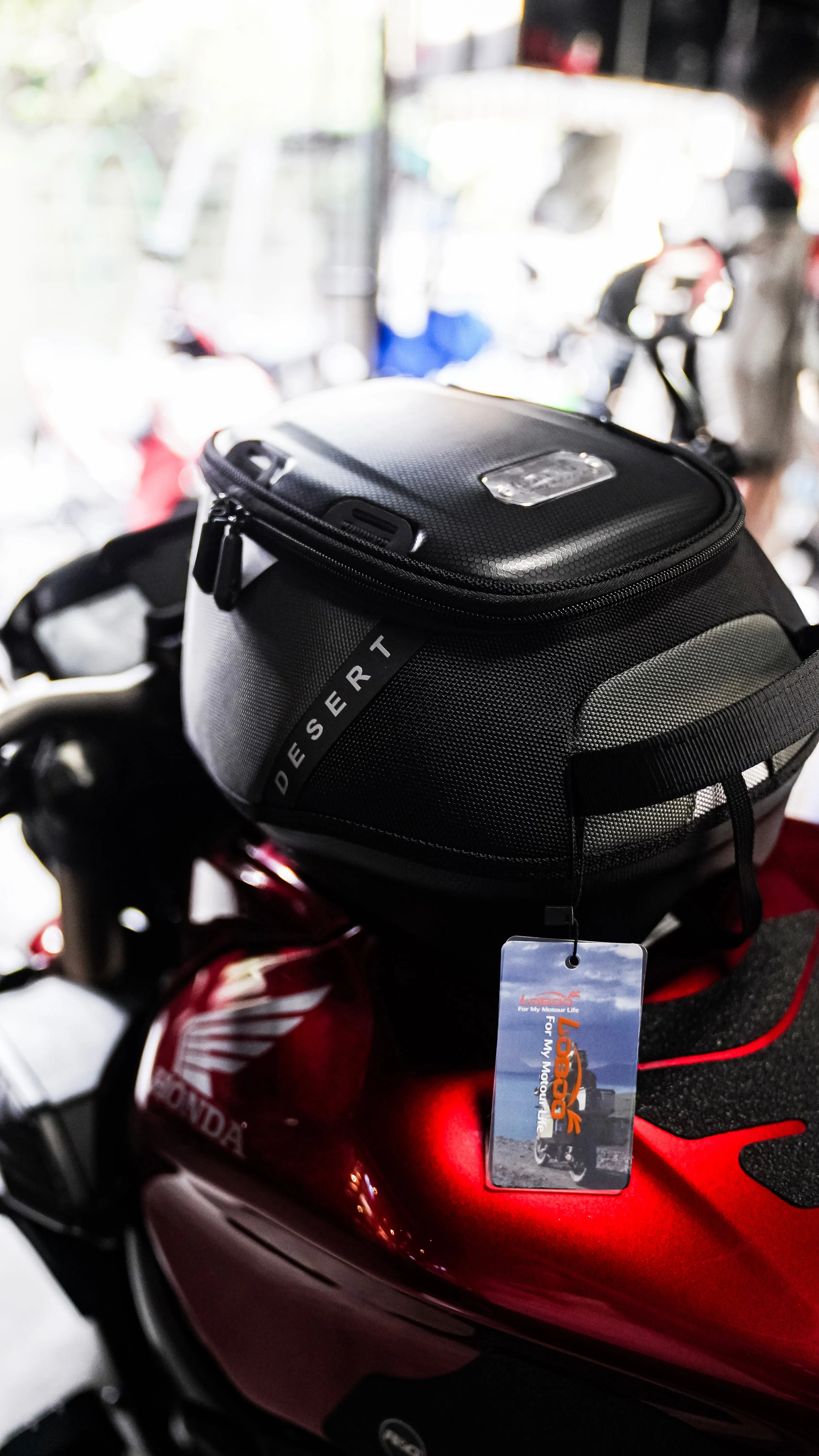 LOBOO TANK BAG (10 LITTERS)
