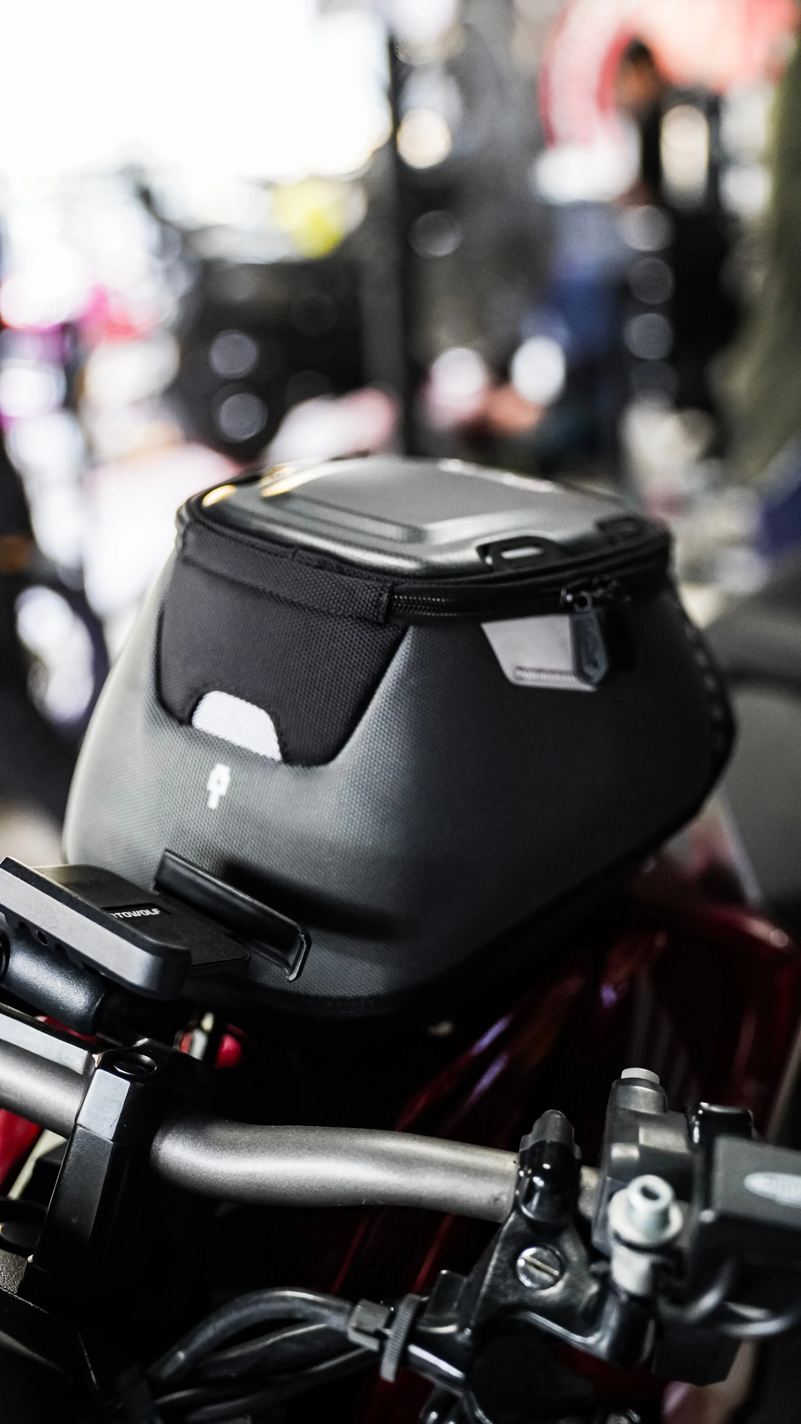 LOBOO TANK BAG (10 LITTERS)