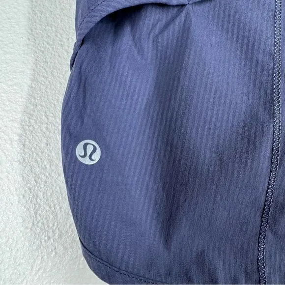 Lululemon Speed Up Lined Short Navy Blue Stripe Running Gym Women’s Size 8