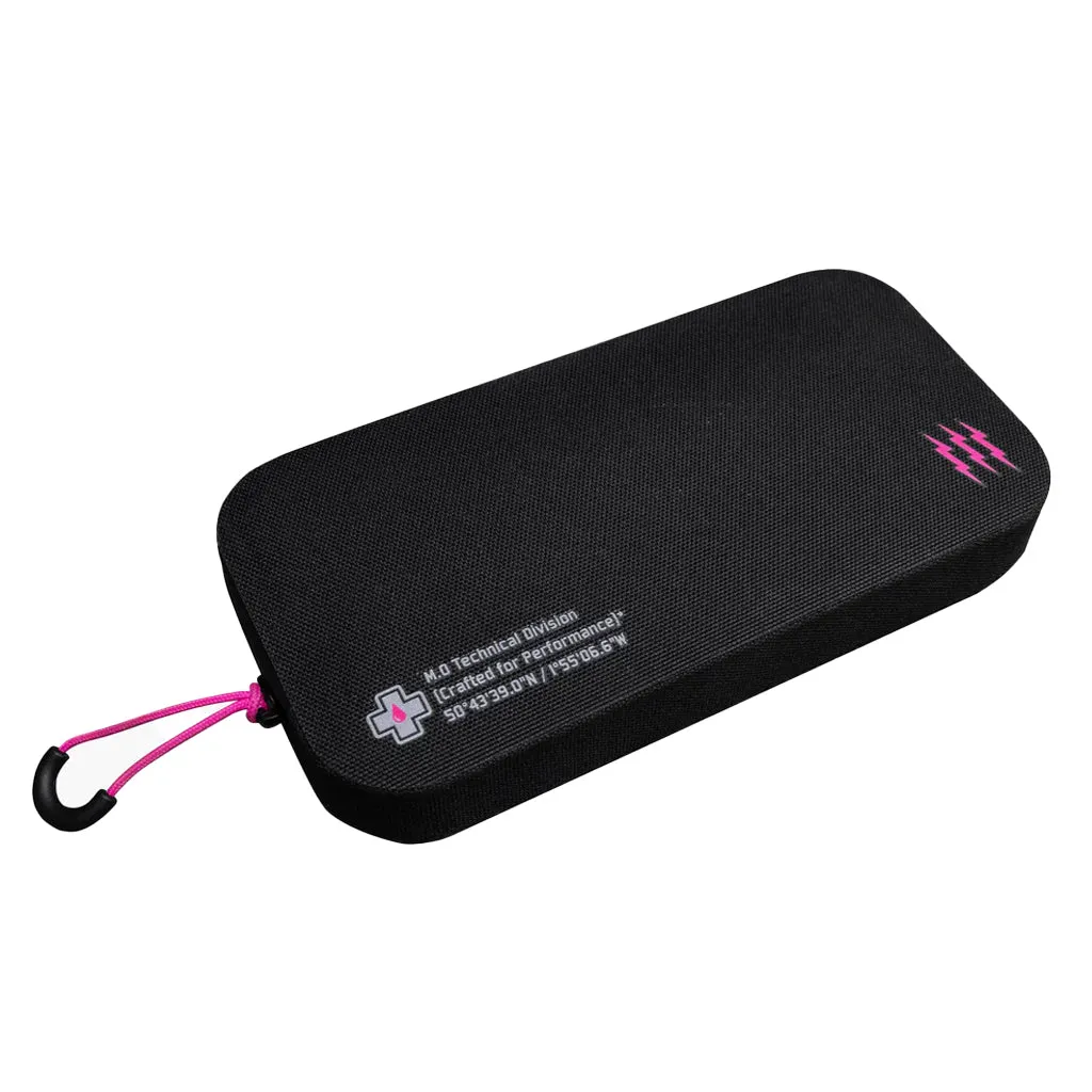 Muc-Off Waterproof Essentials Case