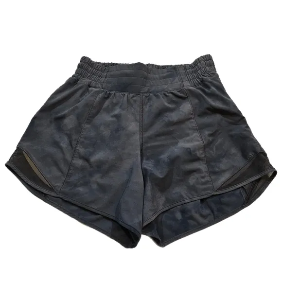 NWOT Lululemon Hotty Hot High-RiseLined Short 4&quot; Diamond Dye Pitch Grey Graphite