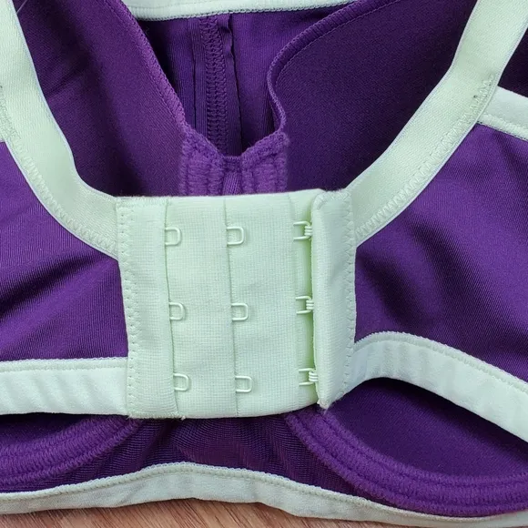 NWT Natori 32D yogi convertible underwire sport bra plum lime support padded gym