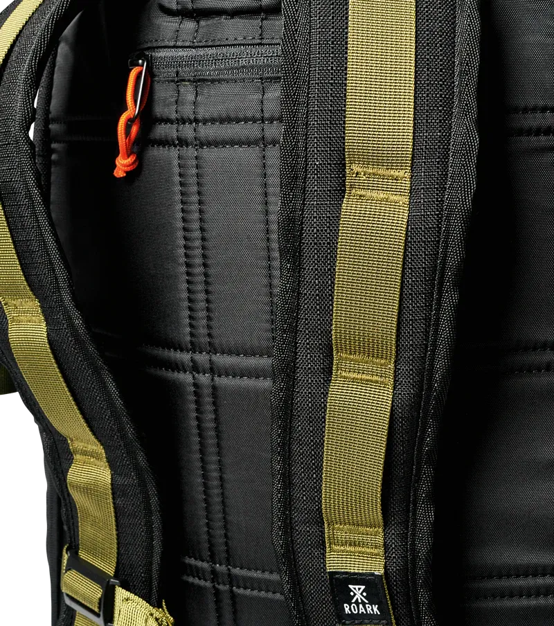 ROARK - Passenger 27L 2.0Bag - Black