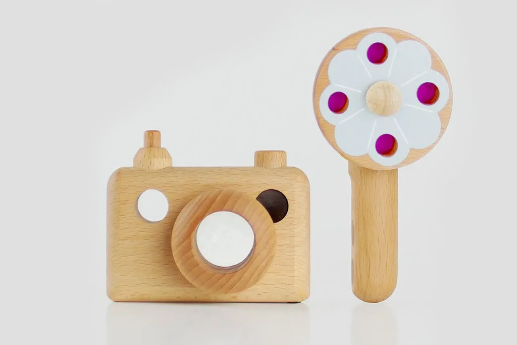 Vintage 35MM Wooden Toy Camera with Flash