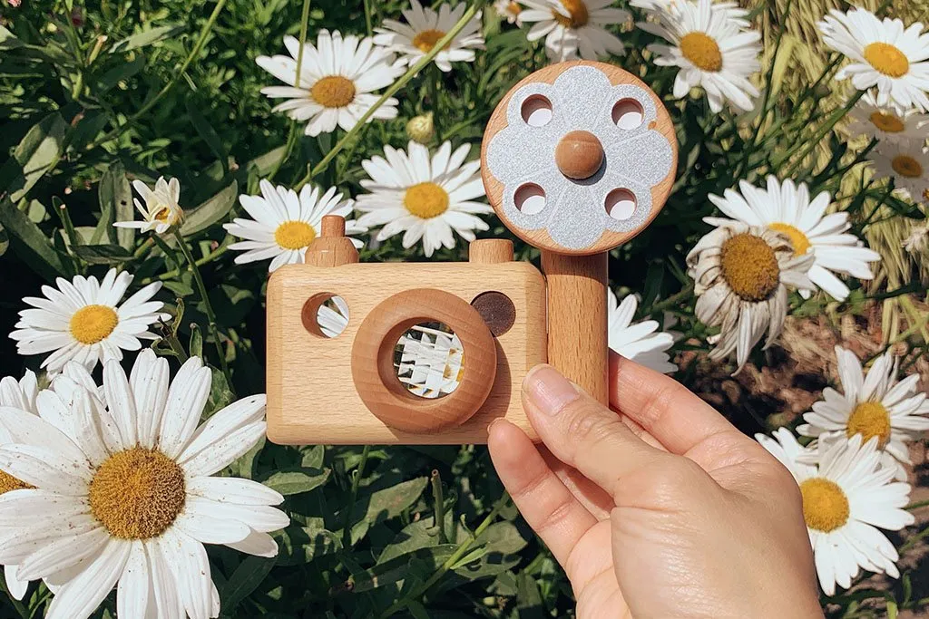 Vintage 35MM Wooden Toy Camera with Flash