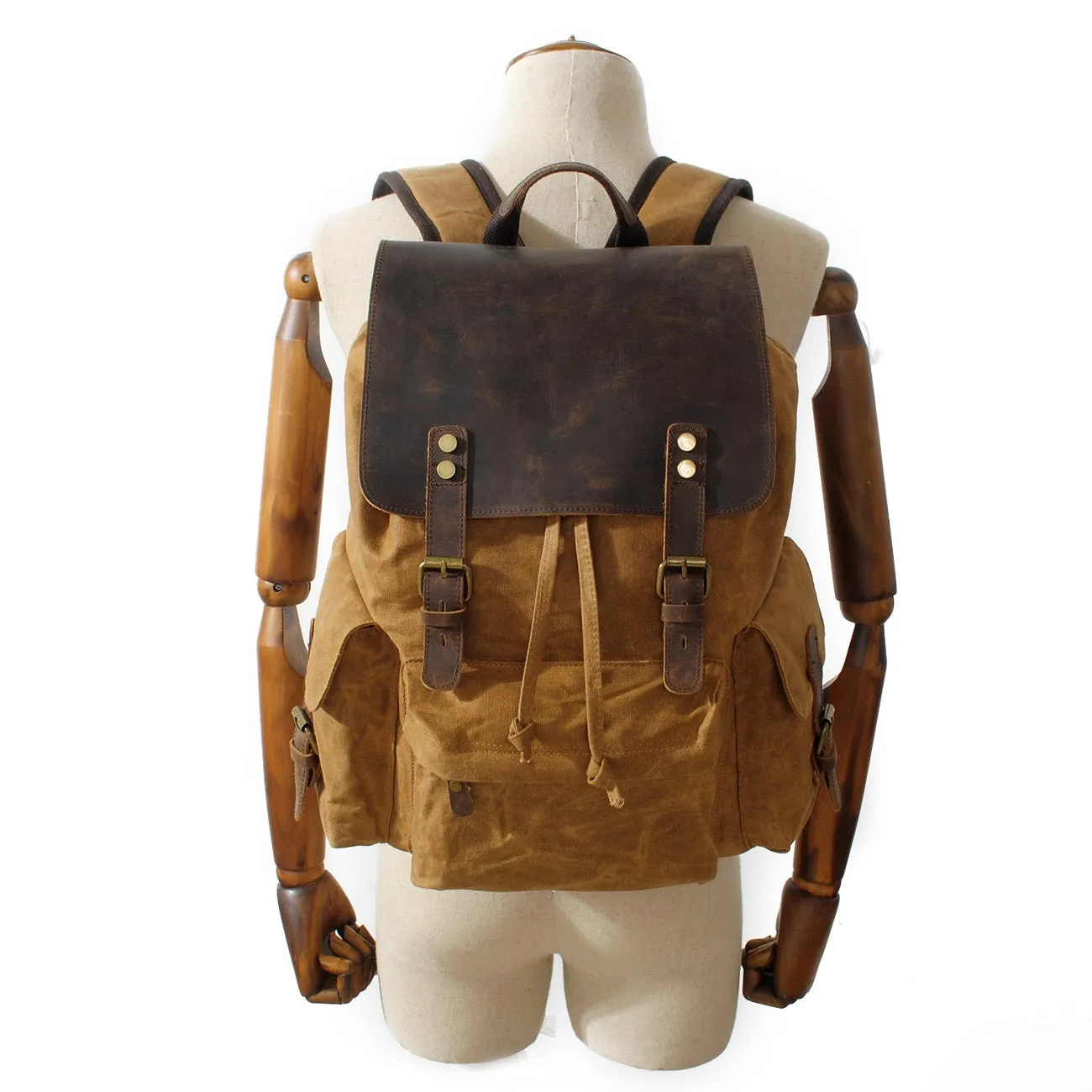 Wachscanvas Rucksack | LETTLAND