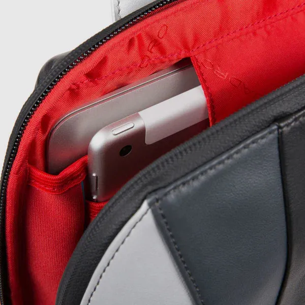Zaino Piccolo Piquadro in Pelle con Porta PC e iPad Urban Grigio e Nero