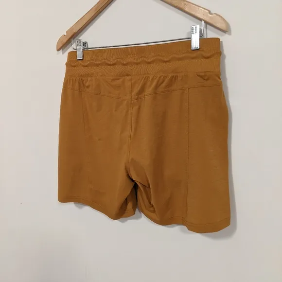 Zyia Active Dark Khaki Canyon Short L NWT