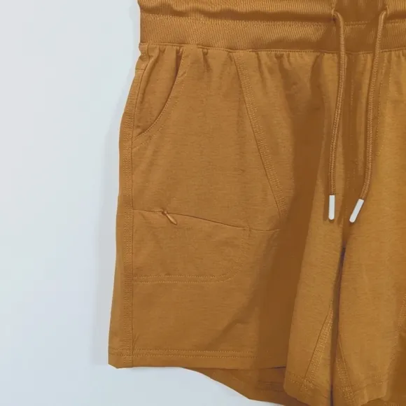 Zyia Active Dark Khaki Canyon Short L NWT