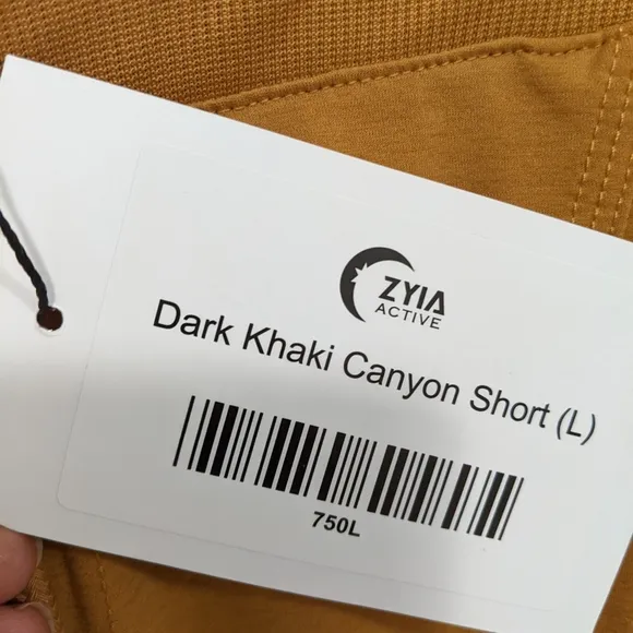 Zyia Active Dark Khaki Canyon Short L NWT