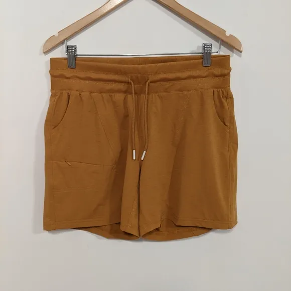 Zyia Active Dark Khaki Canyon Short L NWT